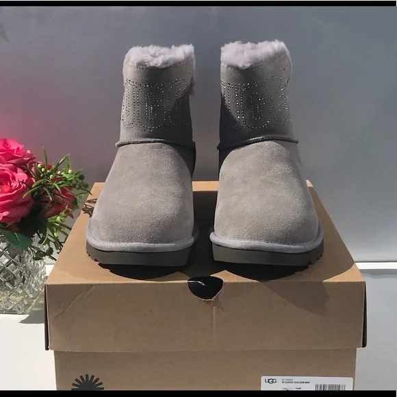 UGG Classic UGG Gem Mini Boots - Picture 8 of 10